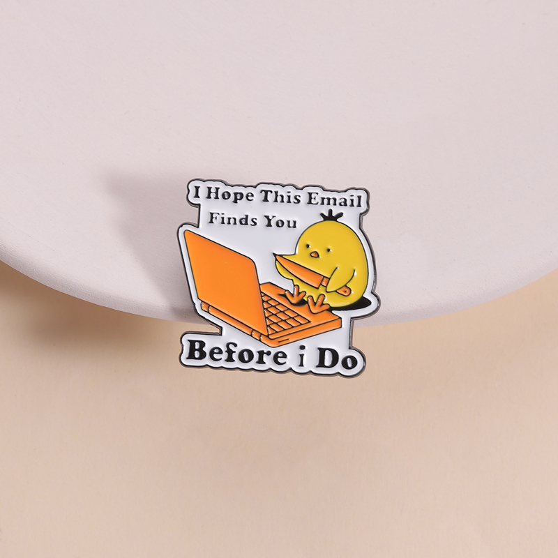 Home Office Email - Broche Engraçado de Galinha Fofa Digitando,